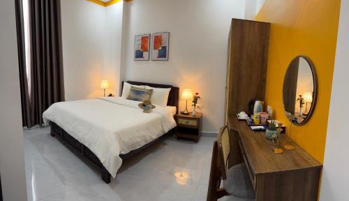 Deluxe Double or Twin Room
