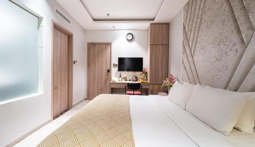 Standard Double Room - No Window - Free Daily In-room Mini-bar
