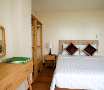 Two-Bedroom Apartment with Balcony and Terrace