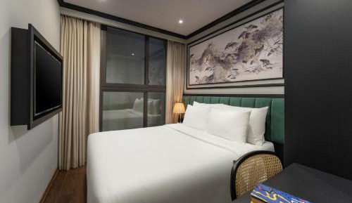 Superior Double Room with Internal Window