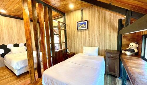 Deluxe Double or Twin Room with Garden View