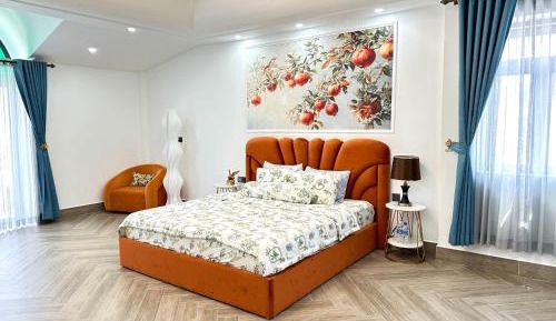One-Bedroom Premier Apartment