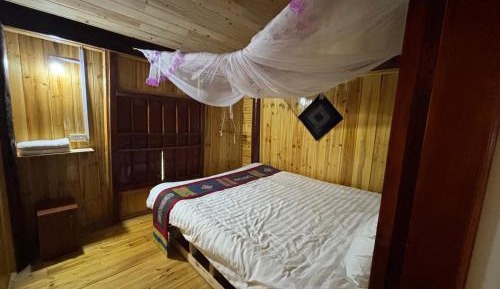 Double Room with Shared Bathroom