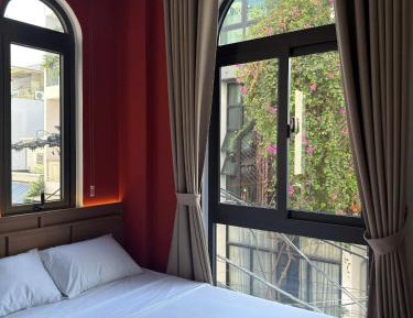 Twin Room with Private Bathroom