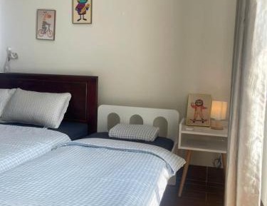 Deluxe Room (2 Adults + 1 Child)