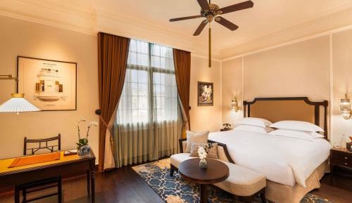 Heritage Wing Grand Luxury Room with King Beds - Metropole Privileges and Benefits