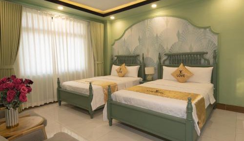 Deluxe Quadruple Room