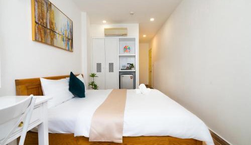 Standard King Room