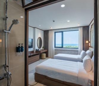 Deluxe Twin Room with Sea View