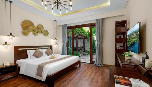 Sense Suite With Private Pool and Bathtub