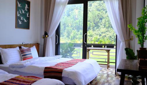 Triple Room with Balcony