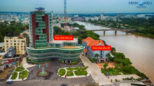 Premium Deluxe Double Room with River View