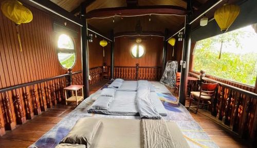 Mixed Dormitory Room
