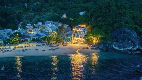Deluxe Double Room with Sea View