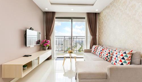 Three-Bedroom Deluxe Apartment