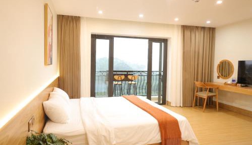 Double Room with Mountain View