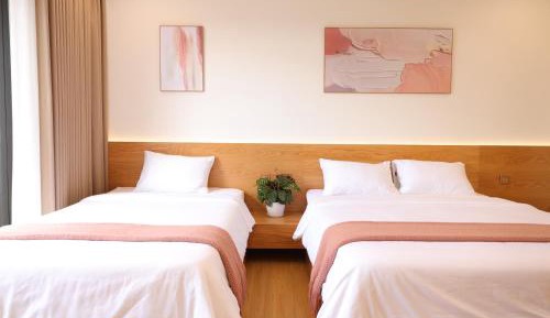 Triple Room with Mountain View