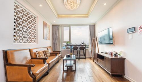 Two-Bedroom Apartment with City View