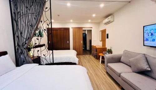 Deluxe Family Room