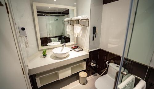 Deluxe Twin Room with River View