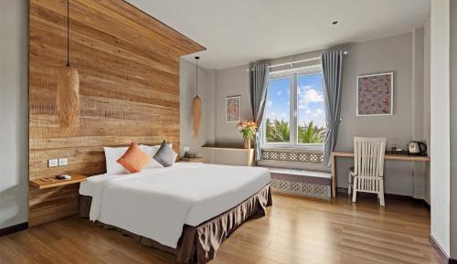 Deluxe Double or Twin Room with Garden View