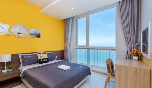 Three-Bedroom Apartment with Ocean View