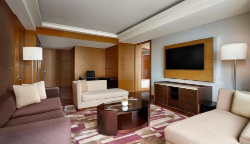 King Suite - Executive Lounge Access
