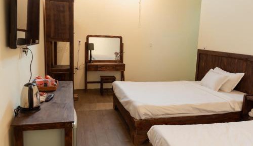 Deluxe Double or Twin Room