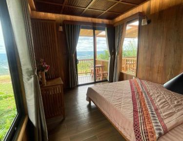 Quadruple Room with Lake View