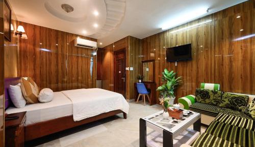 Junior Suite with Balcony