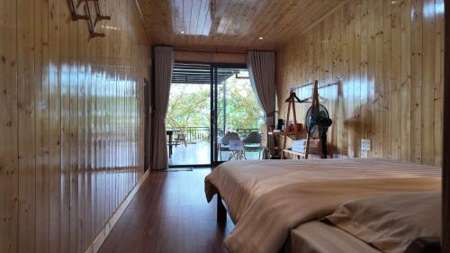 King Room with Garden View
