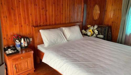 Double Room with Lake View