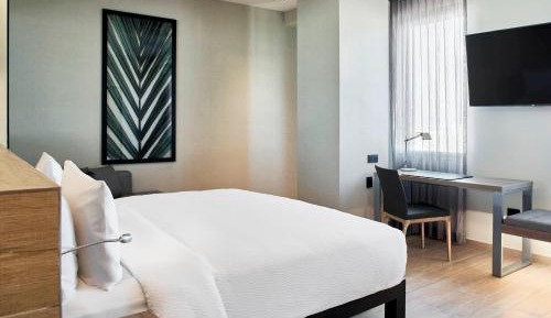 King Room with City View
