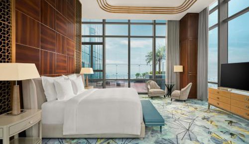 Presidential Suite - Club Lounge Access