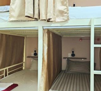 Bed in 8-Bed Mixed Dormitory Room