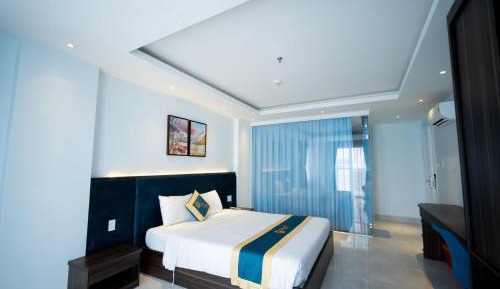 Deluxe Double Room with Bath