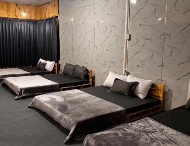 6-Bed Mixed Dormitory Room