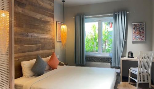 King Room with Garden View