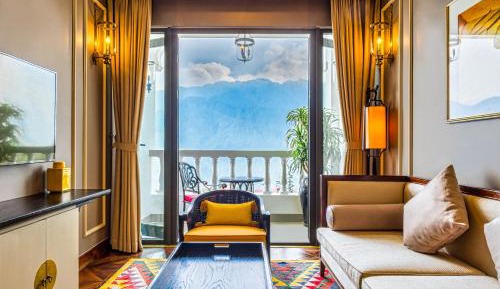 Balcony Executive Suite