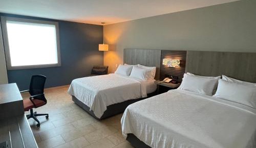 Standard Room with Two Queen Beds