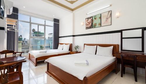 Deluxe Family Room