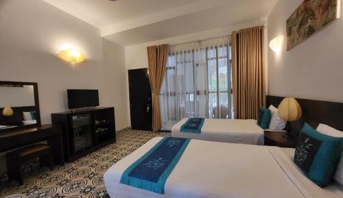 Deluxe Double or Twin Room with Garden View