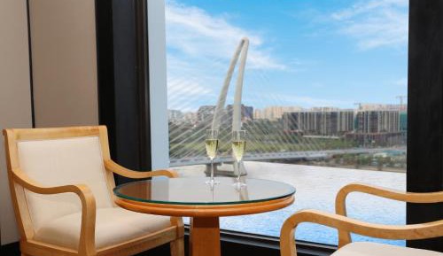 Suite with River View