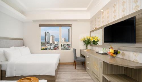 Deluxe Triple Room with Sea View