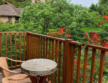 Superior Mountain View, All-Inclusive, Guest room, 1 King, Sofa bed, Balcony
