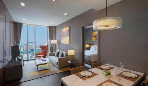 Grand One Bedroom with one-time Complimentary Mini-bar
