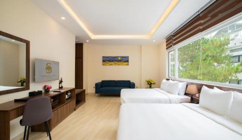Quadruple Room with Lake View