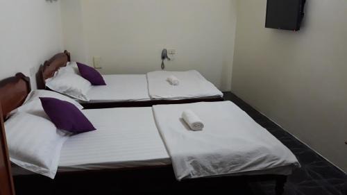Quadruple Room with Private Bathroom