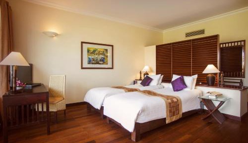Deluxe Twin Partial Sea View