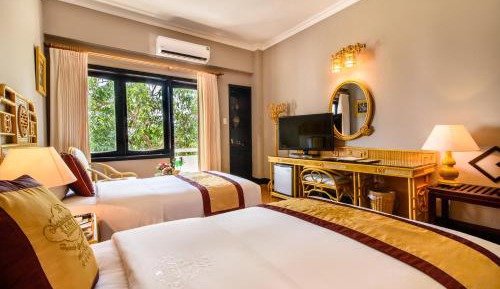Deluxe Double or Twin Room with Garden View